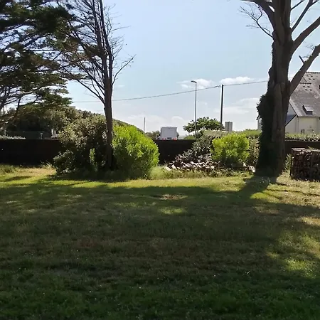 New 3-min Walk To & Large Garden 皮里亚克叙尔梅尔